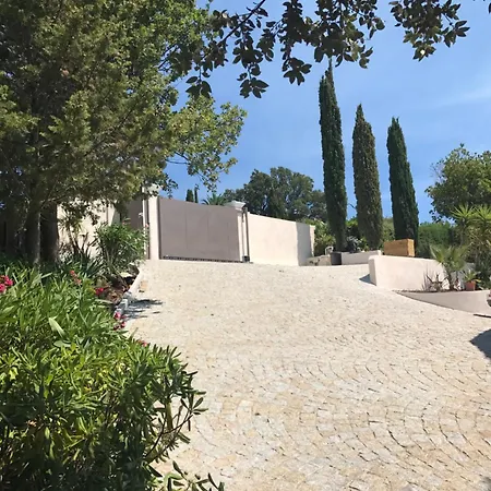 Apartment Grand Baie Saint-Raphaël